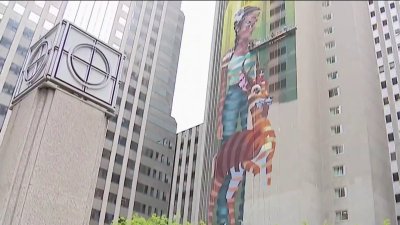 Nuevo mural en un edificio icónico de Chicago
